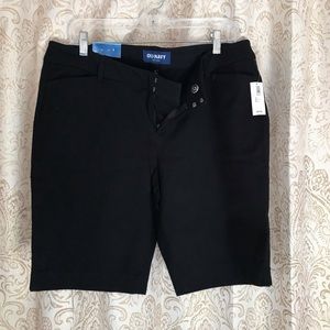 NWT Old Navy Bermuda shorts! 🏖⛱🛳⚓️✈️❤️